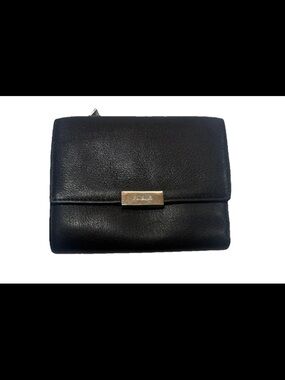 Furla VTG Women's Black Trifold Leather Wallet Burgundy Lining READ DESCRIPTION